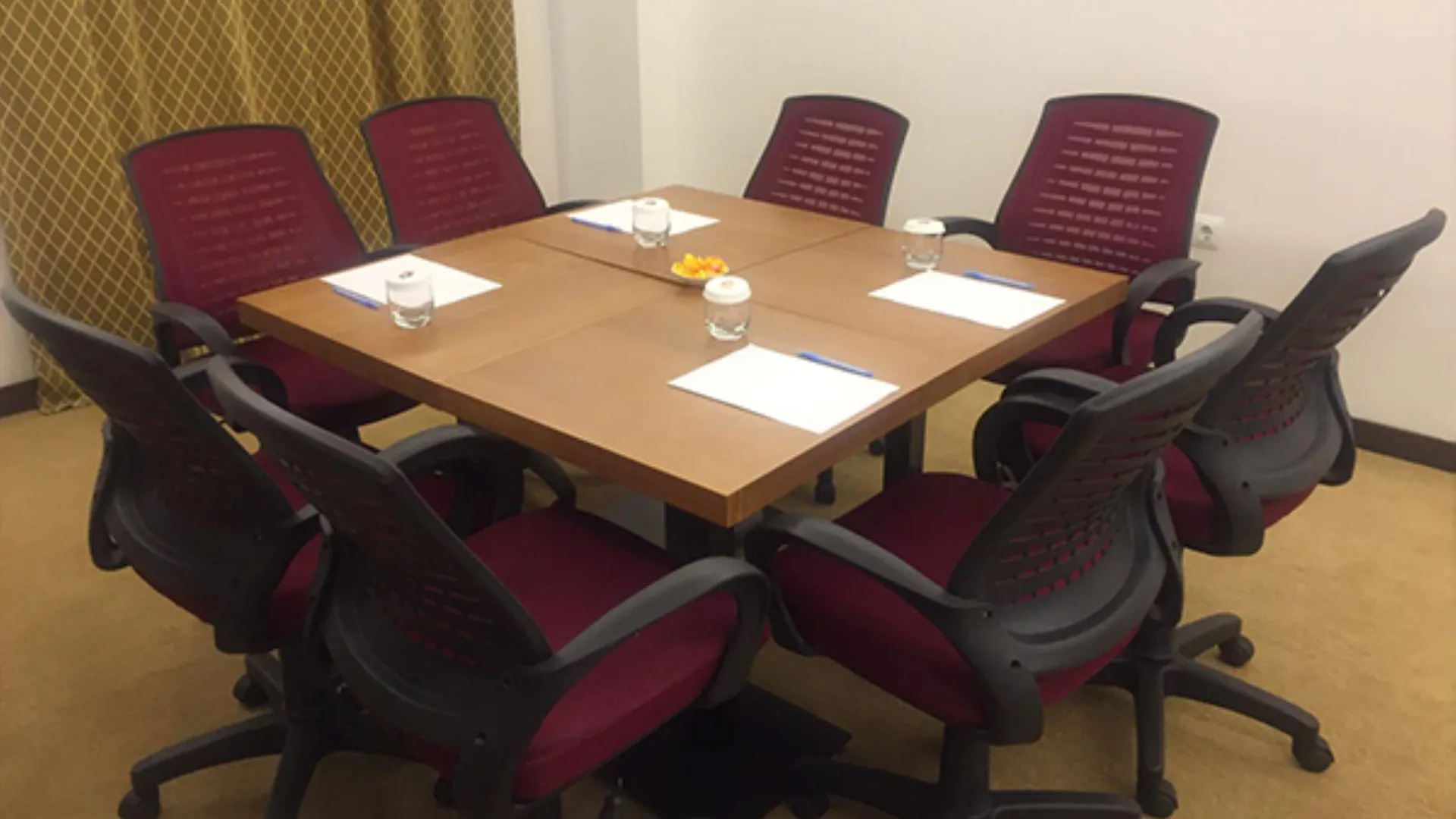 Hotel Atlas Oteli Izmir