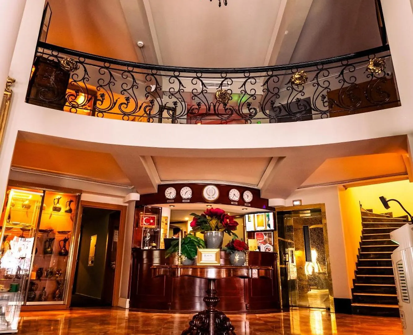 **** Hotel Atlas Oteli Izmir Türkei